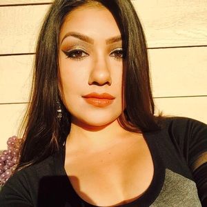 Meet your Posher, Brianda